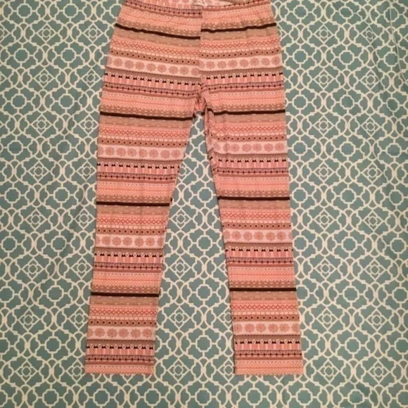 FRUMOS Peach and cream Seasonal Leggings - Picture 4 of 7